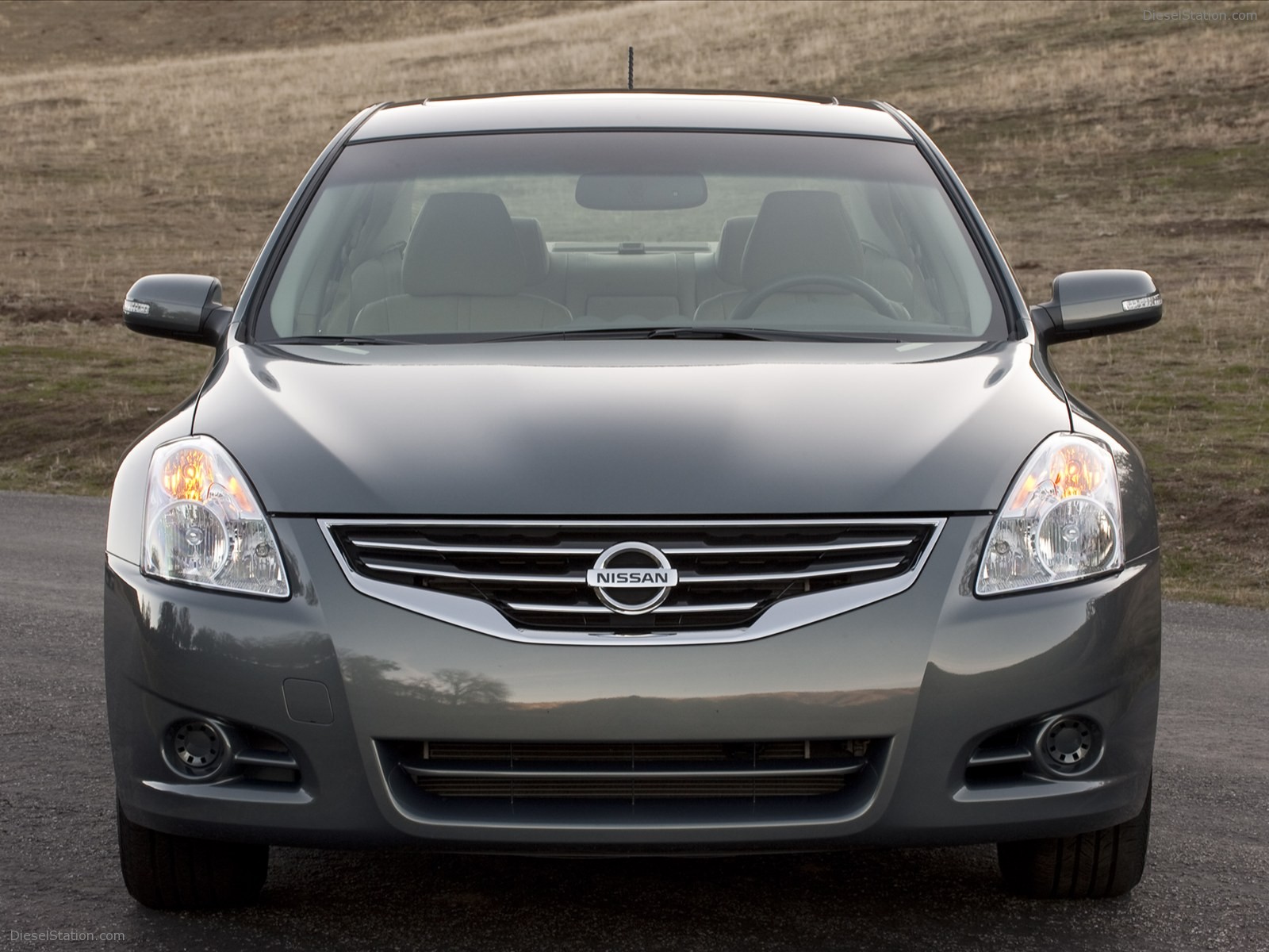 2011 Nissan altima hybrid sedan #7