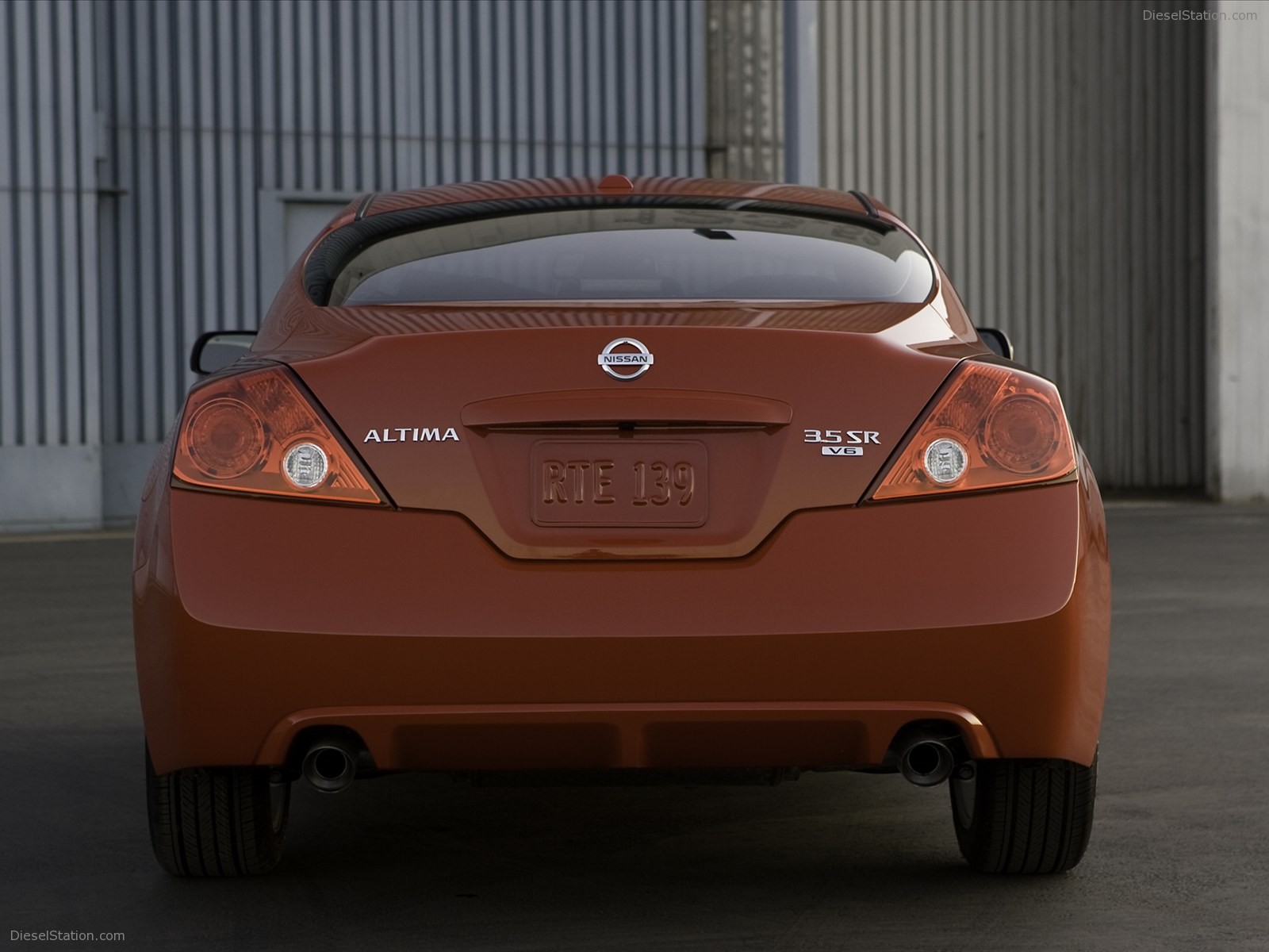 2012 Nissan altima coupe wallpaper