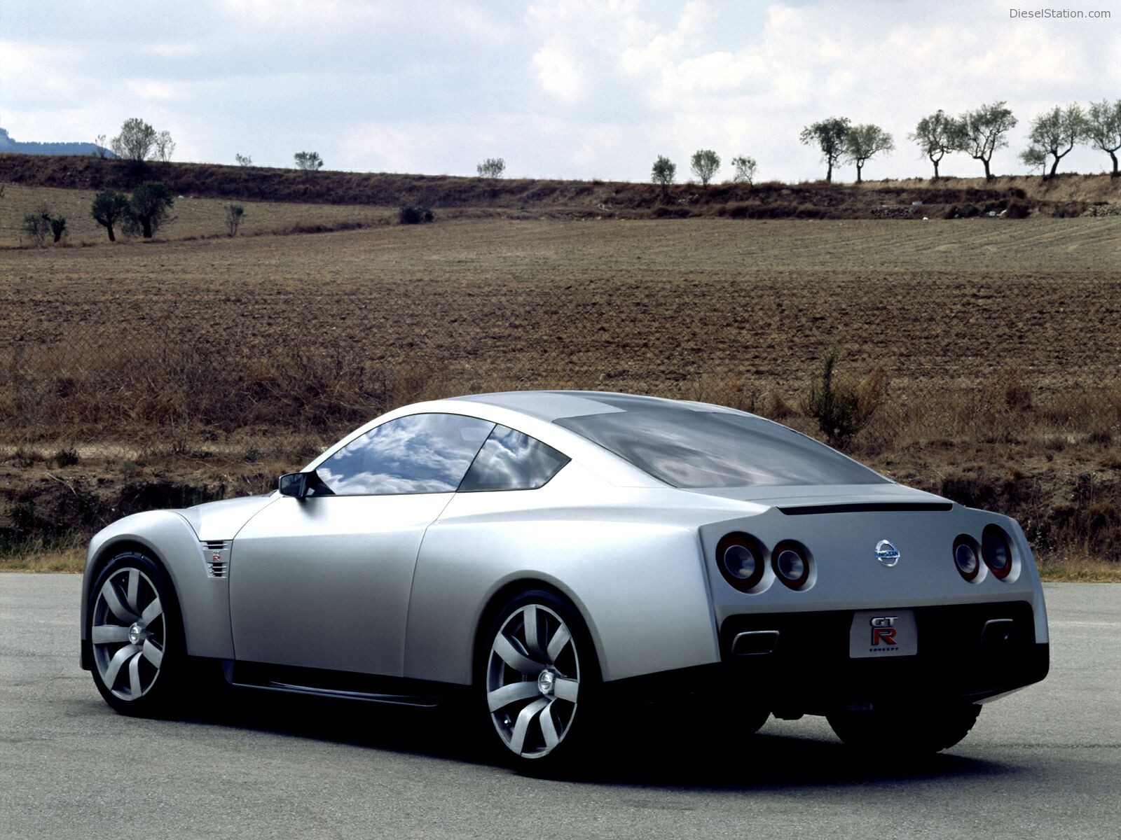 Nissan gtr concept car #3