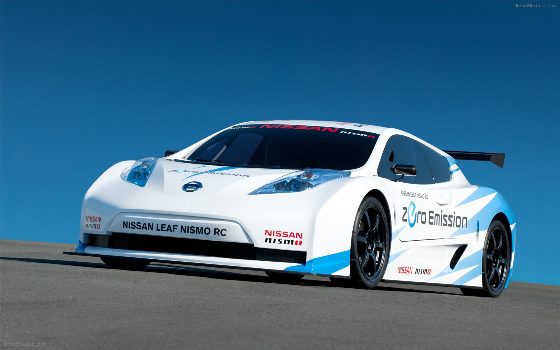 2011 Nissan nismo truck #3