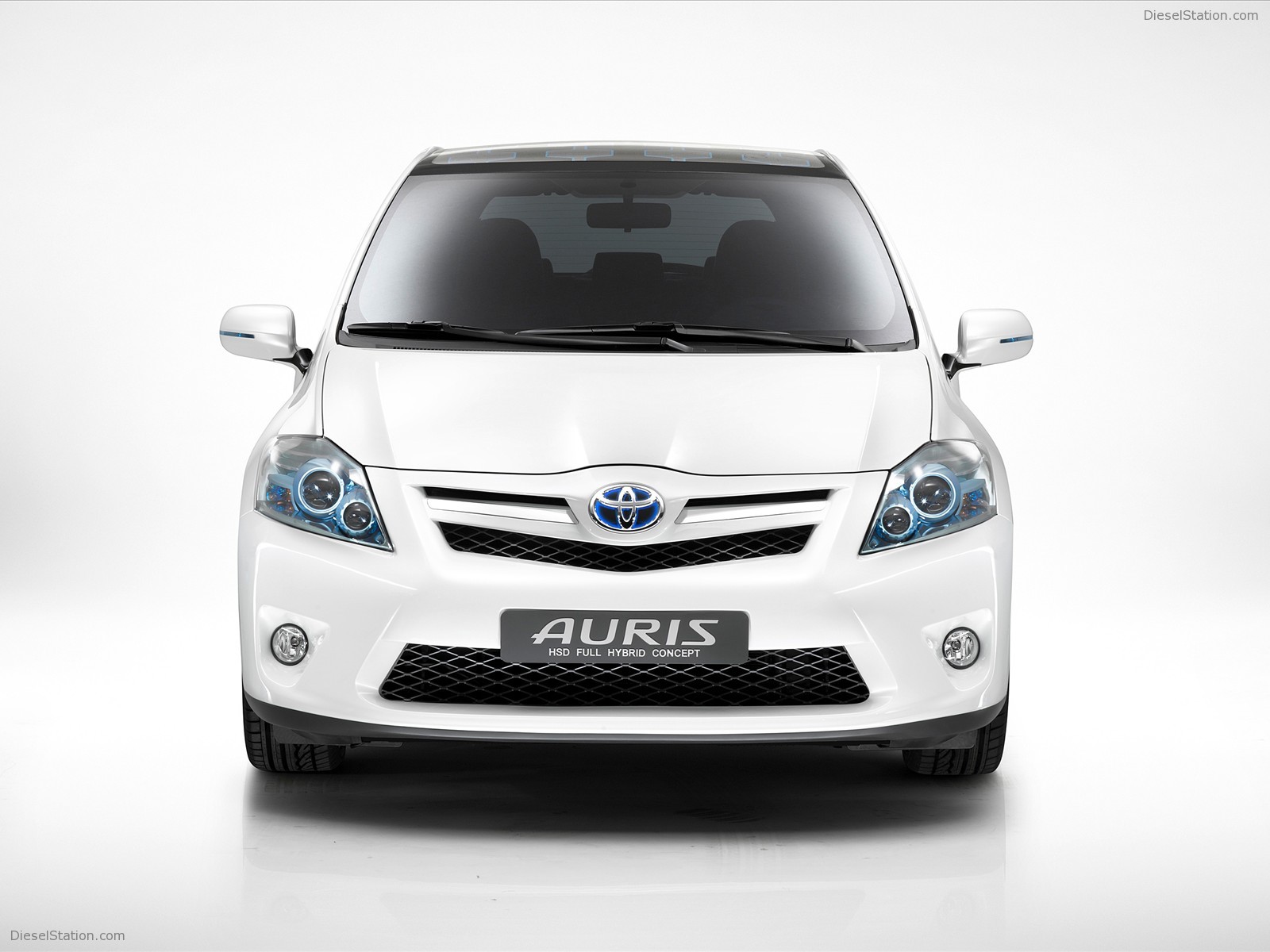 Toyota auris concept car