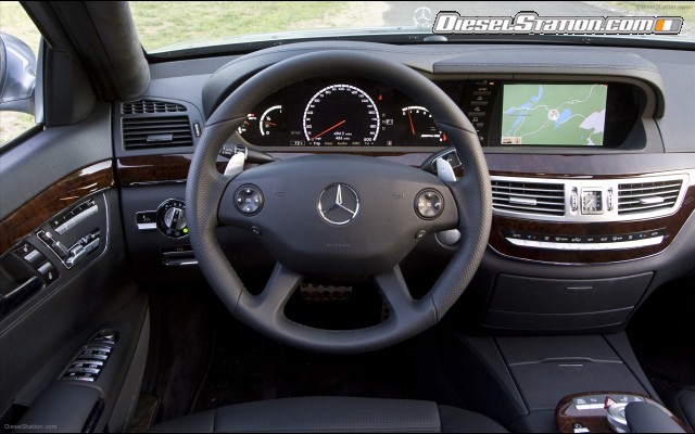AMG 2009 S63 Widescreen Picture #26 AMG 2009 S63 Widescreen Picture #26