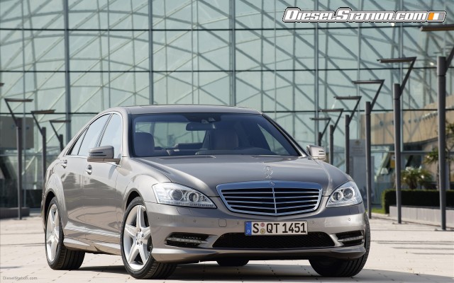 AMG 2010 Mercedes Benz CL Class Sports Package Widescreen Picture #2 AMG 2010 Mercedes Benz CL Class Sports Package Widescreen Picture #2