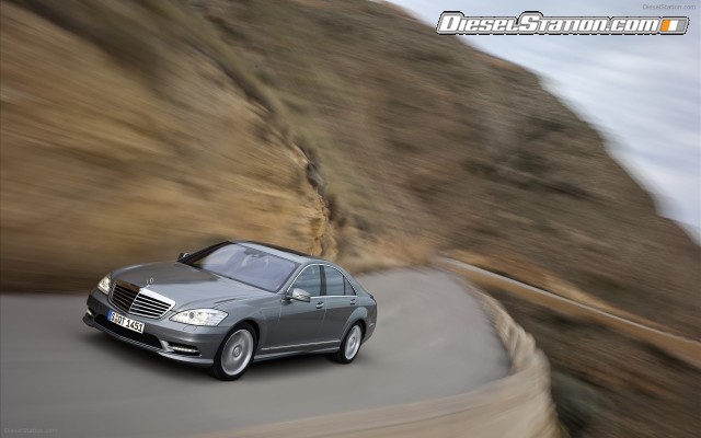 AMG 2010 Mercedes Benz CL Class Sports Package Widescreen Picture #16 AMG 2010 Mercedes Benz CL Class Sports Package Widescreen Picture #16