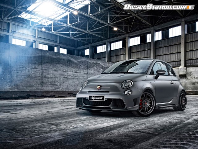 Abarth 695 Biposto Picture #1 Abarth 695 Biposto Picture #1