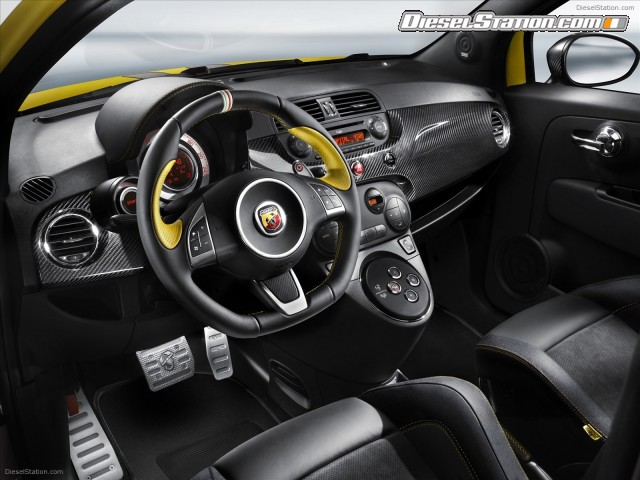 Abarth 695 Tributo Ferrari 2011 Picture #11 Abarth 695 Tributo Ferrari 2011 Picture #11