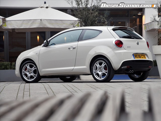 Alfa Romeo 2009 MiTo UK Version Picture #18 Alfa Romeo 2009 MiTo UK Version Picture #18