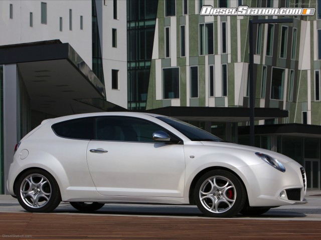 Alfa Romeo 2010 MiTo 1 4 MultiAir Picture #14 Alfa Romeo 2010 MiTo 1 4 MultiAir Picture #14