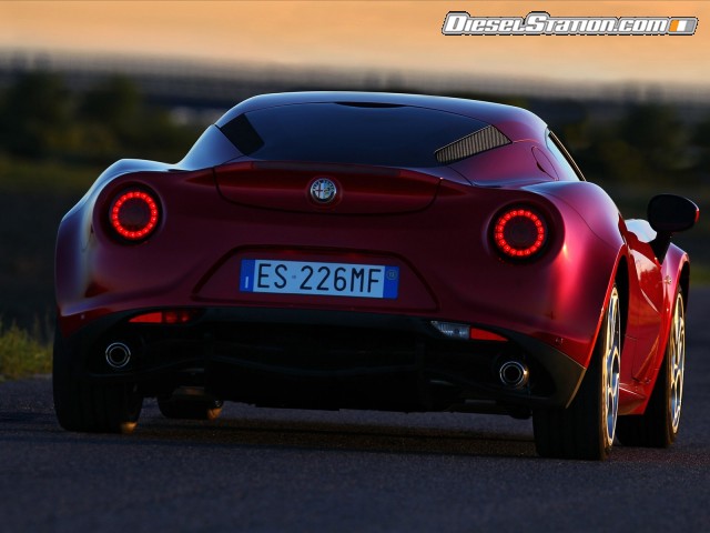 Alfa Romeo 4C 2014 Picture #91 Alfa Romeo 4C 2014 Picture #91