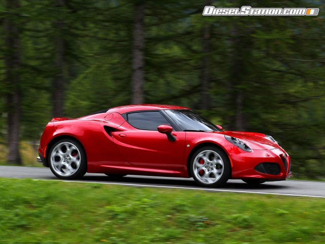 Alfa Romeo 4C 2014 Picture #103 Alfa Romeo 4C 2014 Picture #103