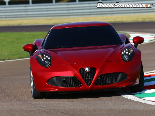 Alfa Romeo 4C 2014 Picture #99 Alfa Romeo 4C 2014 Picture #99