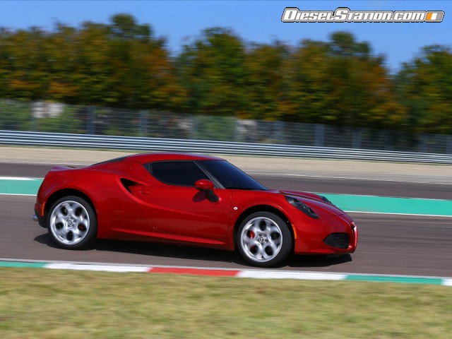Alfa Romeo 4C 2014 Picture #43 Alfa Romeo 4C 2014 Picture #43