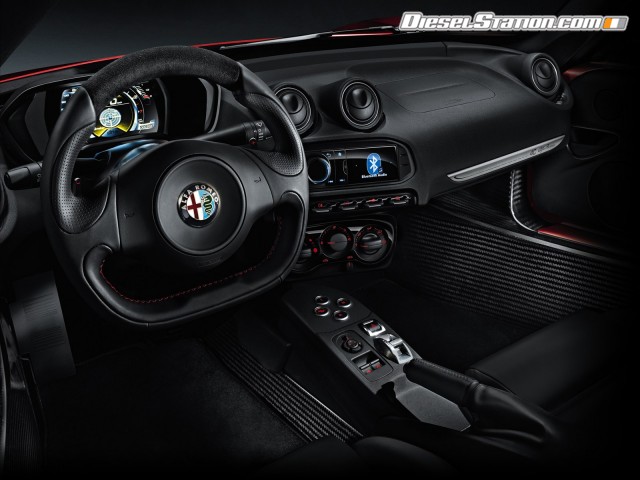 Alfa Romeo 4C 2014 Picture #69 Alfa Romeo 4C 2014 Picture #69