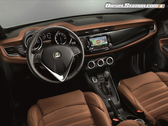 Alfa Romeo Giulietta 2014 Picture #3 Alfa Romeo Giulietta 2014 Picture #3