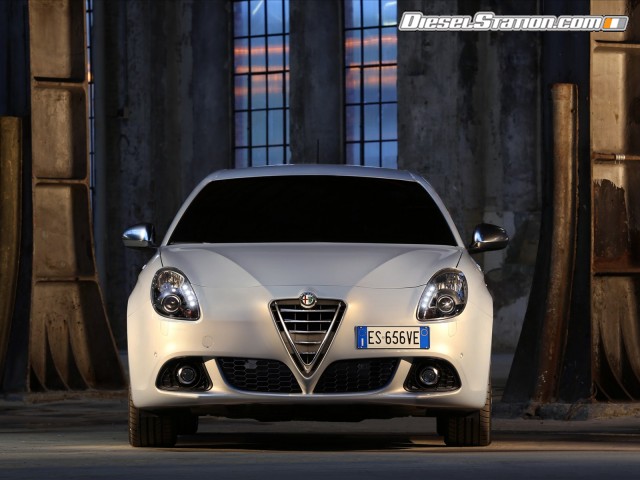 Alfa Romeo Giulietta 2014 Picture #95 Alfa Romeo Giulietta 2014 Picture #95