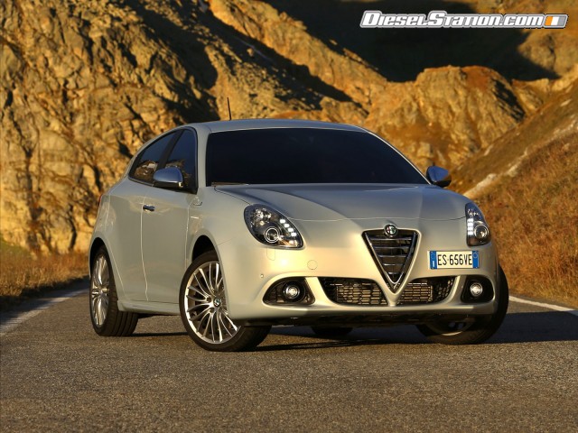 Alfa Romeo Giulietta 2014 Picture #23 Alfa Romeo Giulietta 2014 Picture #23