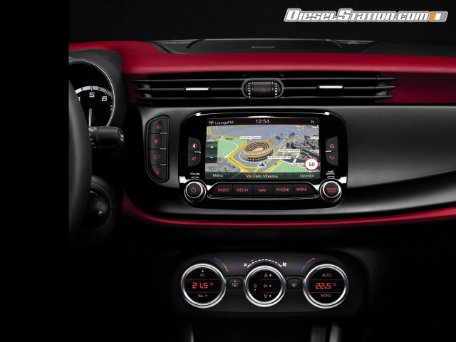 Alfa Romeo Giulietta 2014 Picture #12 Alfa Romeo Giulietta 2014 Picture #12