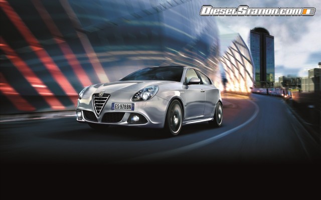 Alfa Romeo Giulietta 2014 Widescreen Picture #8 Alfa Romeo Giulietta 2014 Widescreen Picture #8