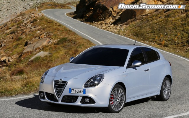 Alfa Romeo Giulietta 2014 Widescreen Picture #44 Alfa Romeo Giulietta 2014 Widescreen Picture #44