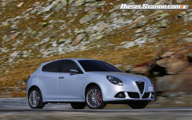 Alfa Romeo Giulietta 2014 Widescreen Picture #35 Alfa Romeo Giulietta 2014 Widescreen Picture #35
