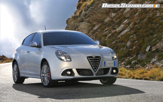Alfa Romeo Giulietta 2014 Widescreen Picture #91 Alfa Romeo Giulietta 2014 Widescreen Picture #91