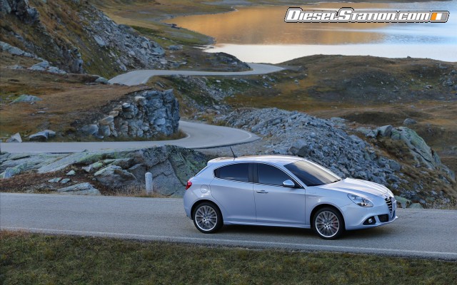 Alfa Romeo Giulietta 2014 Widescreen Picture #79 Alfa Romeo Giulietta 2014 Widescreen Picture #79