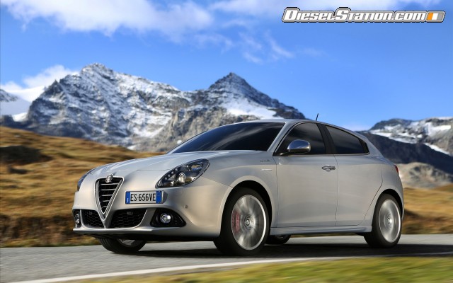 Alfa Romeo Giulietta 2014 Widescreen Picture #57 Alfa Romeo Giulietta 2014 Widescreen Picture #57