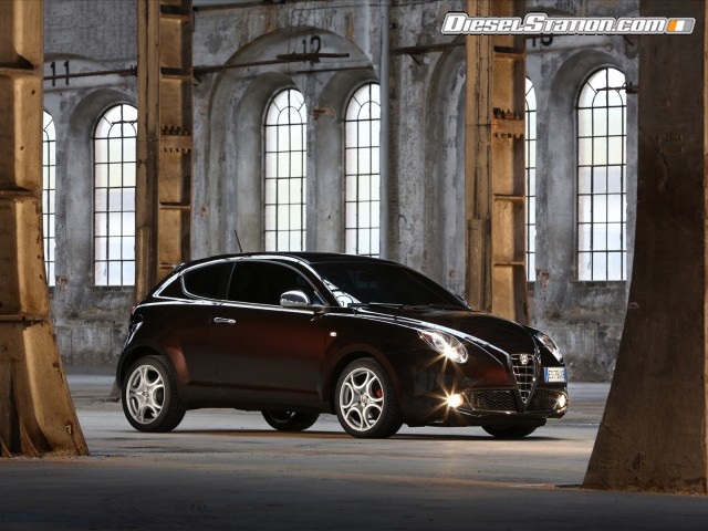 Alfa Romeo MiTo 2014 Picture #24 Alfa Romeo MiTo 2014 Picture #24