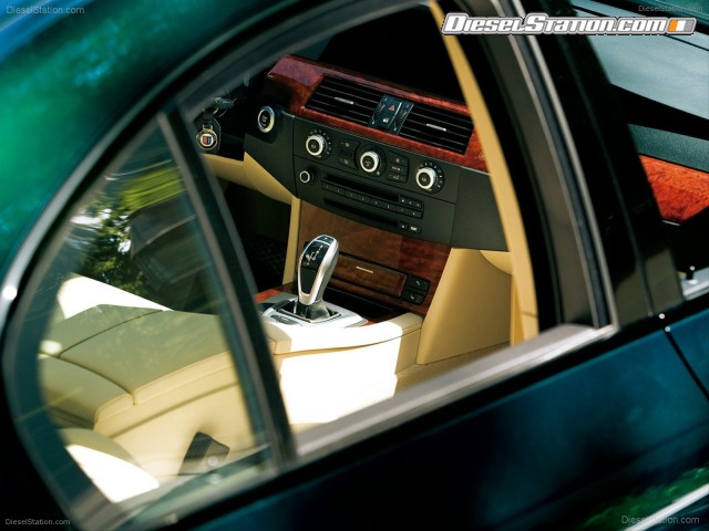 Alpina 2009 BMW B5 S Picture #3 Alpina 2009 BMW B5 S Picture #3