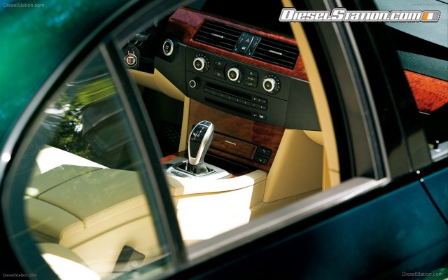 Alpina 2009 BMW B5 S Widescreen Picture #6 Alpina 2009 BMW B5 S Widescreen Picture #6