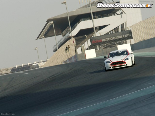 Aston Martin New Vantage GT4 Picture #0 Aston Martin New Vantage GT4 Picture #0