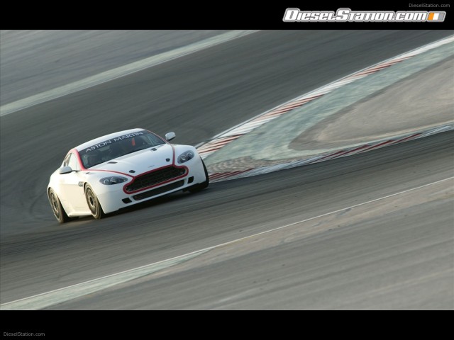 Aston Martin New Vantage GT4 Picture #7 Aston Martin New Vantage GT4 Picture #7