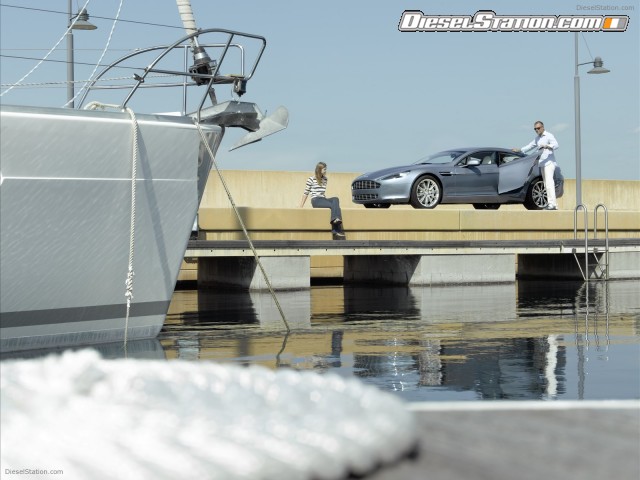 Aston Martin Rapide unveiled Picture #2 Aston Martin Rapide unveiled Picture #2