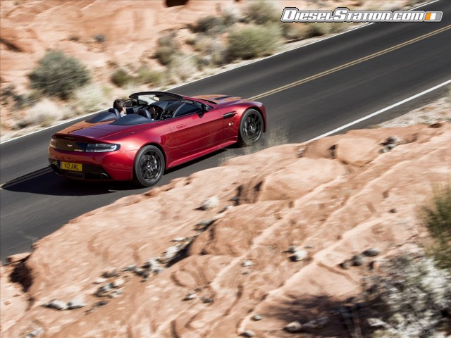 Aston Martin V12 Vantage S Roadster 2015 Picture #2 Aston Martin V12 Vantage S Roadster 2015 Picture #2