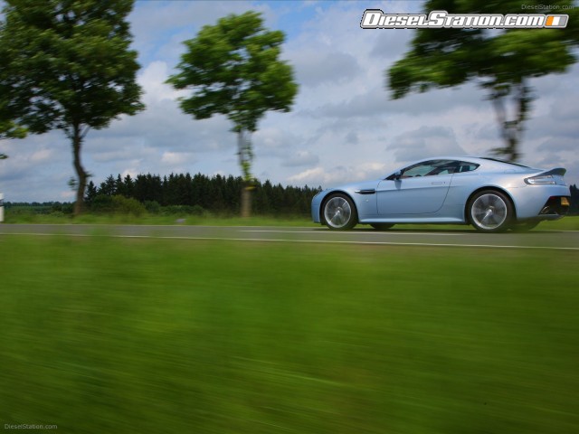 Aston Martin V12 Vantage Picture #53 Aston Martin V12 Vantage Picture #53