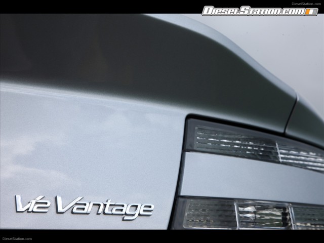 Aston Martin V12 Vantage Picture #48 Aston Martin V12 Vantage Picture #48