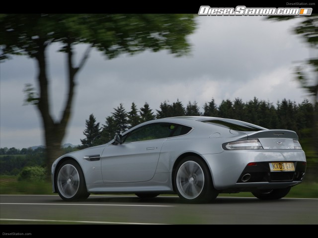 Aston Martin V12 Vantage Picture #50 Aston Martin V12 Vantage Picture #50