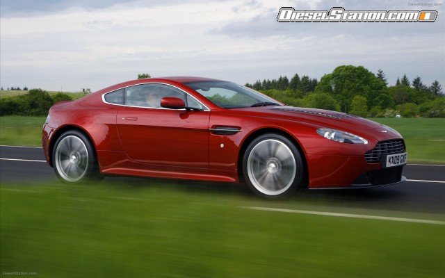 Aston Martin V12 Vantage Widescreen Picture #30 Aston Martin V12 Vantage Widescreen Picture #30