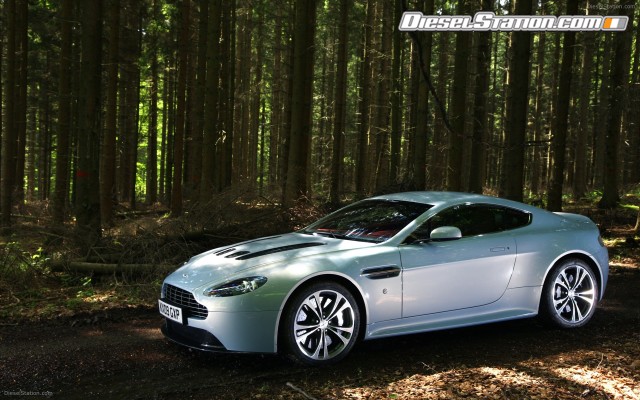 Aston Martin V12 Vantage Widescreen Picture #41 Aston Martin V12 Vantage Widescreen Picture #41