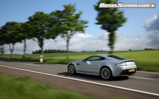 Aston Martin V12 Vantage Widescreen Picture #52 Aston Martin V12 Vantage Widescreen Picture #52