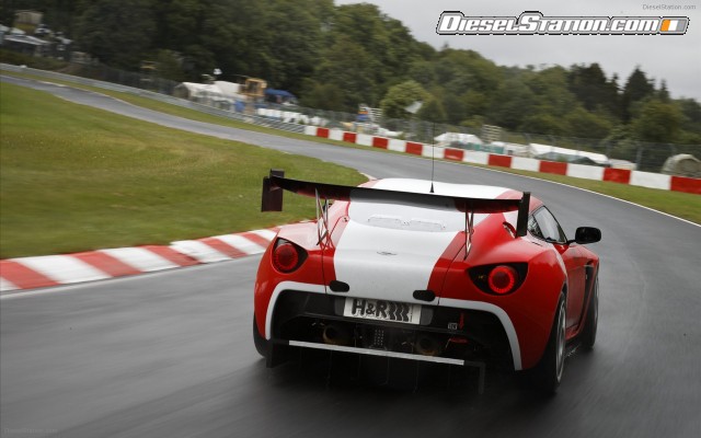 Aston Martin V12 Zagato 2011 Widescreen Picture #14 Aston Martin V12 Zagato 2011 Widescreen Picture #14