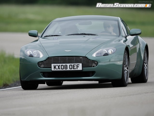 Aston Martin V8 Vantage Coupe Picture #18 Aston Martin V8 Vantage Coupe Picture #18