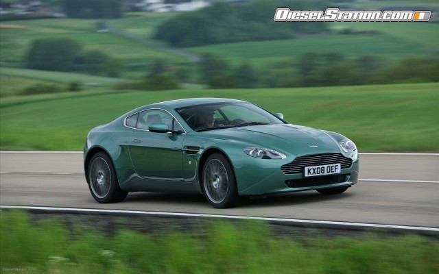 Aston Martin V8 Vantage Coupe Widescreen Picture #29 Aston Martin V8 Vantage Coupe Widescreen Picture #29
