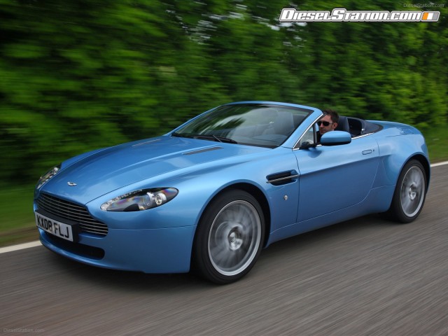 Aston Martin V8 Vantage Roadster Picture #1 Aston Martin V8 Vantage Roadster Picture #1