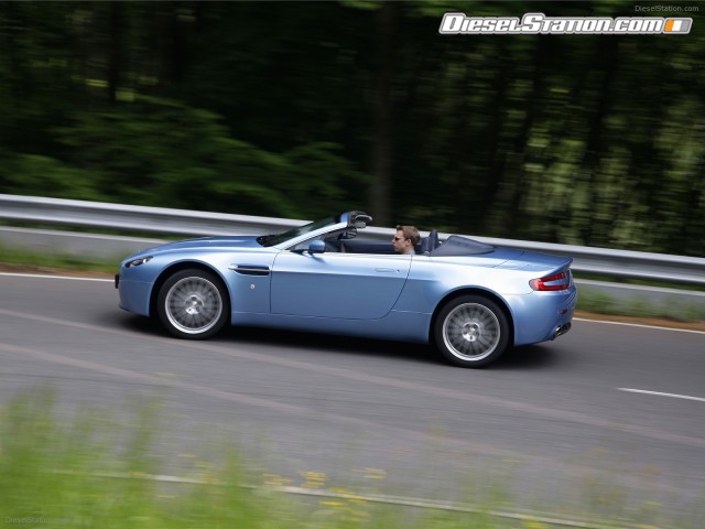 Aston Martin V8 Vantage Roadster Picture #12 Aston Martin V8 Vantage Roadster Picture #12