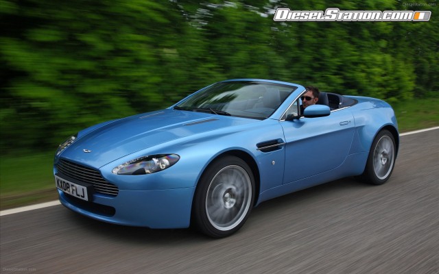 Aston Martin V8 Vantage Roadster Widescreen Picture #0 Aston Martin V8 Vantage Roadster Widescreen Picture #0