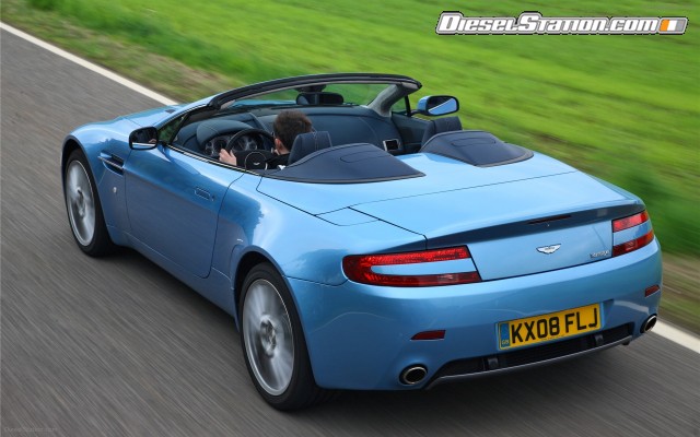 Aston Martin V8 Vantage Roadster Widescreen Picture #14 Aston Martin V8 Vantage Roadster Widescreen Picture #14