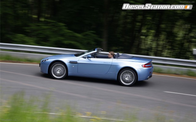 Aston Martin V8 Vantage Roadster Widescreen Picture #19 Aston Martin V8 Vantage Roadster Widescreen Picture #19