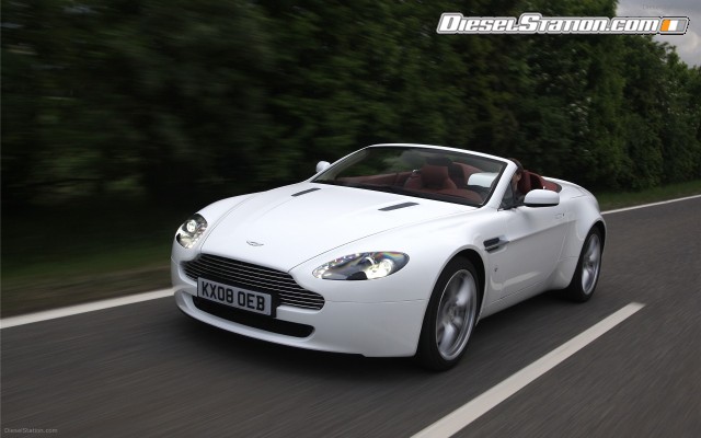 Aston Martin V8 Vantage Roadster Widescreen Picture #5 Aston Martin V8 Vantage Roadster Widescreen Picture #5