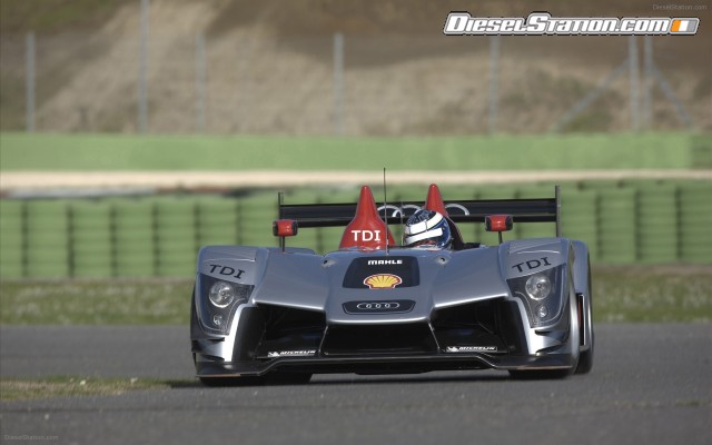 Audi 2009 R15 TDI Widescreen Picture #2 Audi 2009 R15 TDI Widescreen Picture #2